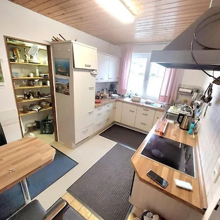 Fuhl Dich Wie Zuhause- 1 *